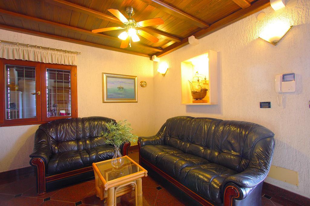 Holiday Home Olea - Sun, Sea, Sport & Comfort 스프리트스카 객실 사진